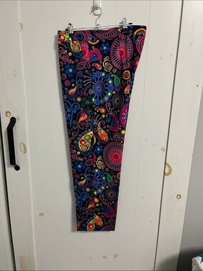Women’s Black Multicolor Patterned Pants